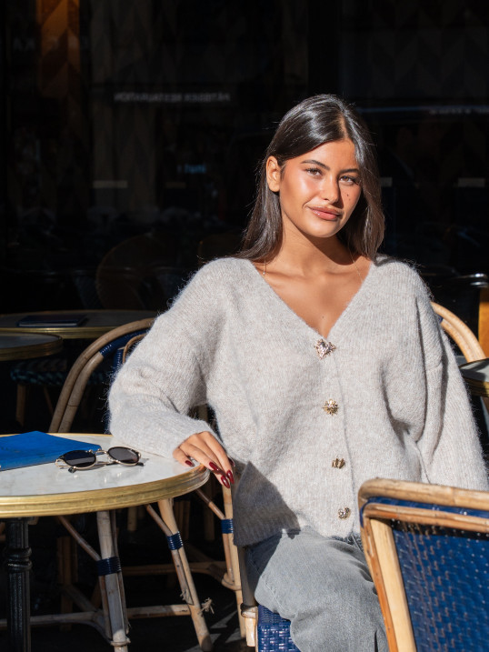 Gilet sable à boutons bijoux dorés – Yaëlli Paris