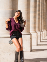 Sweat oversize premium col V femme sportwear chic – BURGUNDY | Yaëlli Paris