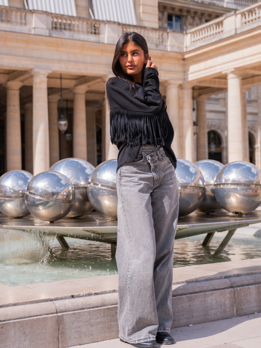 SWEAT CASUAL SOPHISTIQUÉ À FRANGES - NOIR | Yaëlli Paris