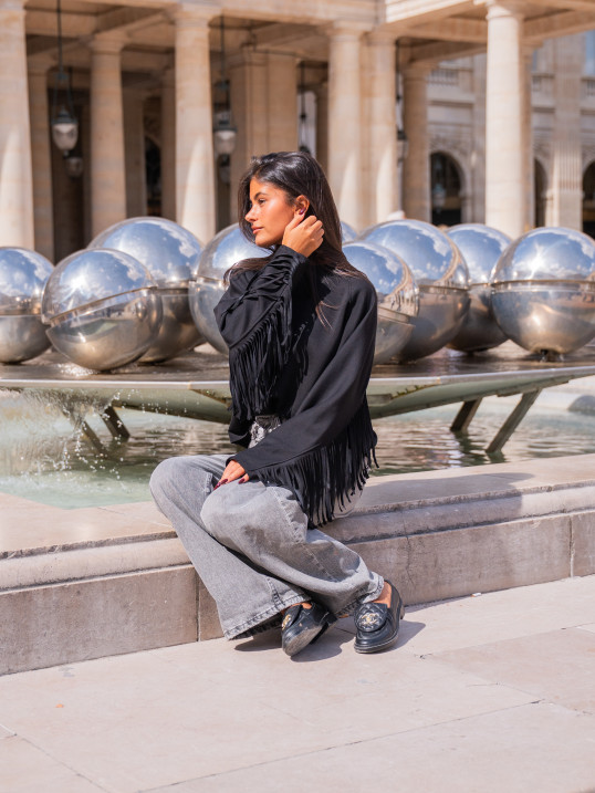 SWEAT CASUAL SOPHISTIQUÉ À FRANGES - NOIR | Yaëlli Paris