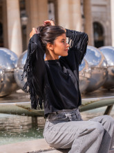 SWEAT CASUAL SOPHISTIQUÉ À FRANGES - NOIR | Yaëlli Paris