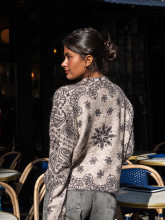 Pull taupe imprimé cachemire – Yaëlli Paris