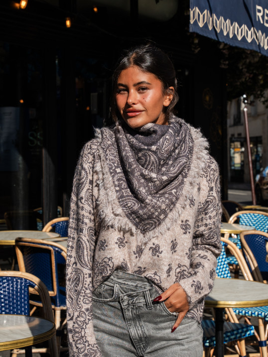 Écharpe motif cachemire taupe & anthracite – Yaëlli Paris