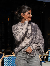 Écharpe motif cachemire taupe & anthracite – Yaëlli Paris
