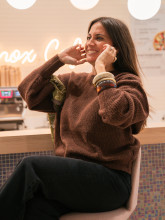 pull avec foulard chocolat