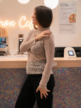pull dentelle beige