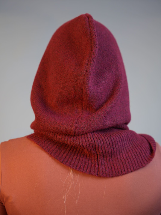 Cagoule Bordeaux | Accessoire d’Hiver Élégant & Chaleureux – Yaëlli Paris