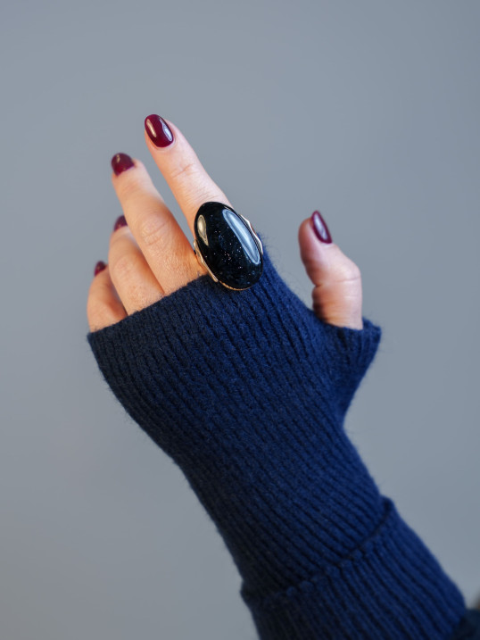 Bague Noire Taille Ajustable | Bijou Élastique Chic – Yaëlli Paris